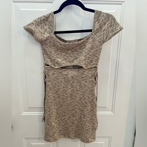 Short dress with cutout